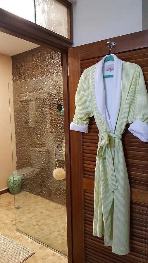 Cozybeach Large 1Bdrapt 50 Steps From Atlantic Ocean Private Street Between Ocean Park & Isla Verde 5 Mins From Airport サンジョアン